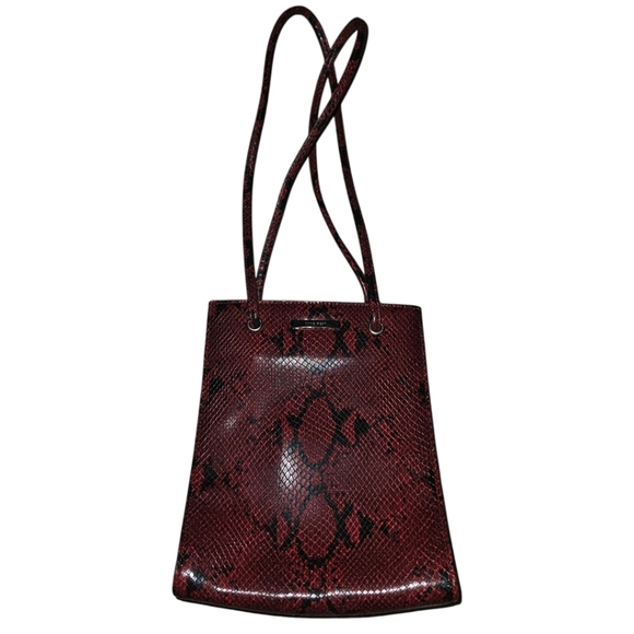 Nine West Acessories Snakeskin Printed Shoulder Purse & Keychain Wallet Bundle - Picture 2 of 7